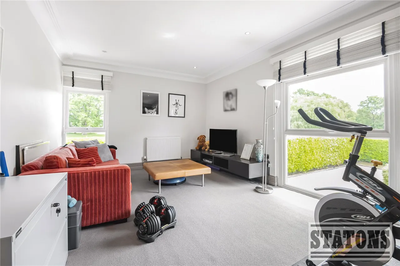 Totteridge Green, London, N20 8PE, photo 34