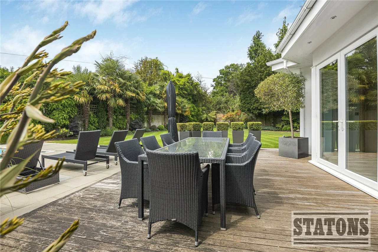 Totteridge Green, London, N20 8PE, photo 28