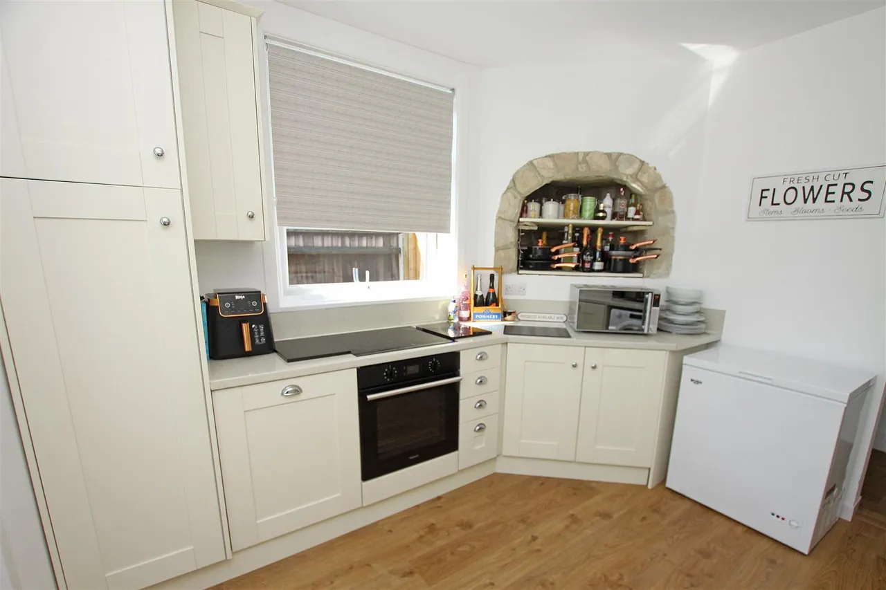 Parham Road, Bournemouth, photo 4