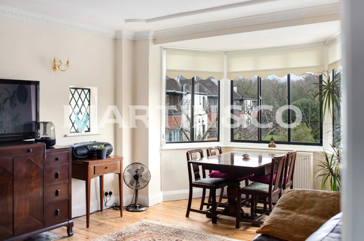 Forest Court, photo 6