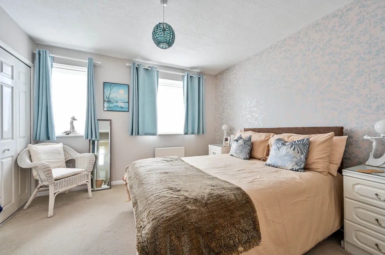 10 Bowers Close, Guildford, photo 5
