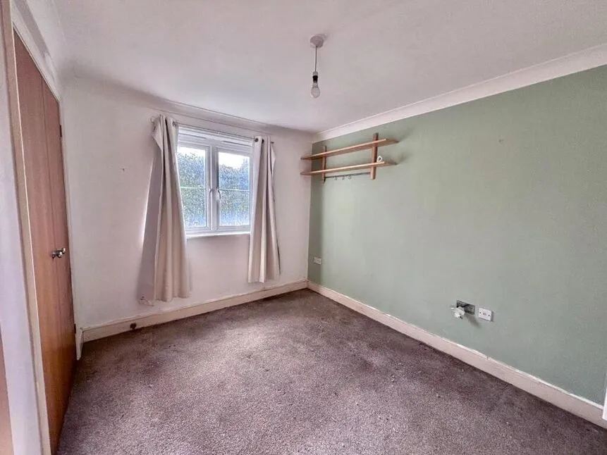 Swan Road, West Drayton, UB7, photo 4
