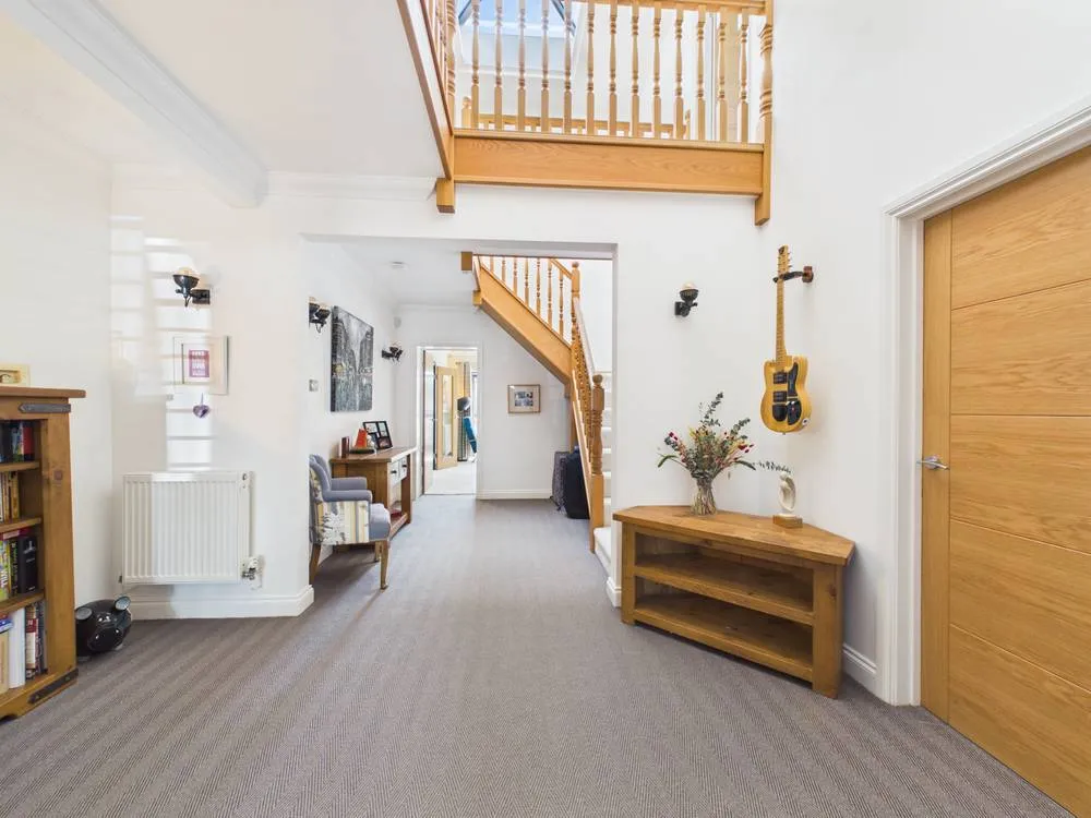 Hurn Way, Christchurch, BH23, photo 5