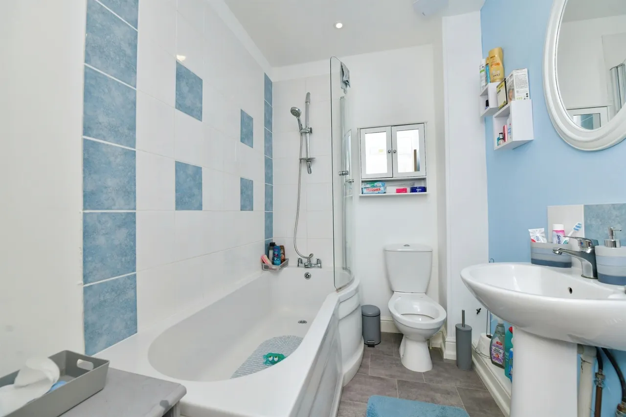 St Stephens Road, Saltash, PL12, photo 17