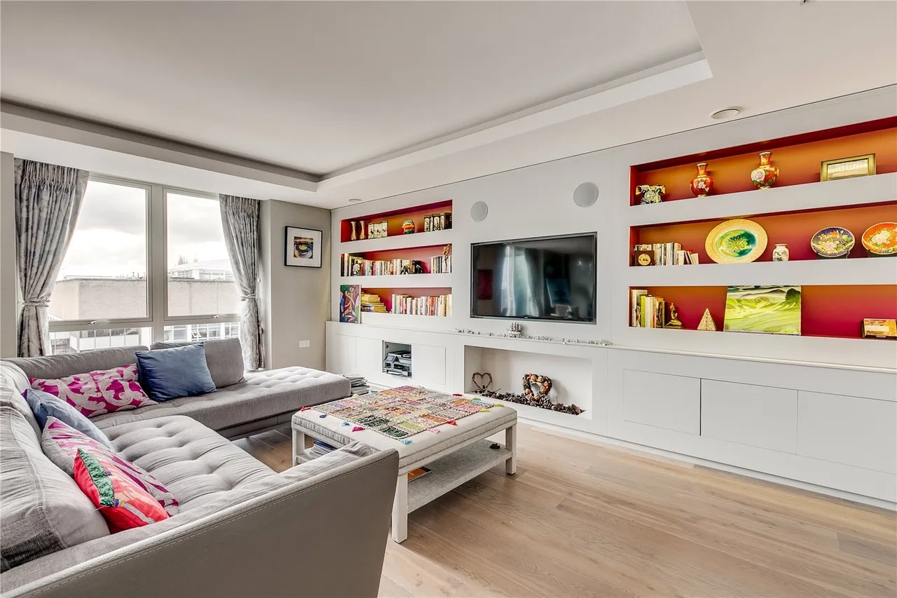 Farm Lane, London, SW6, photo 4
