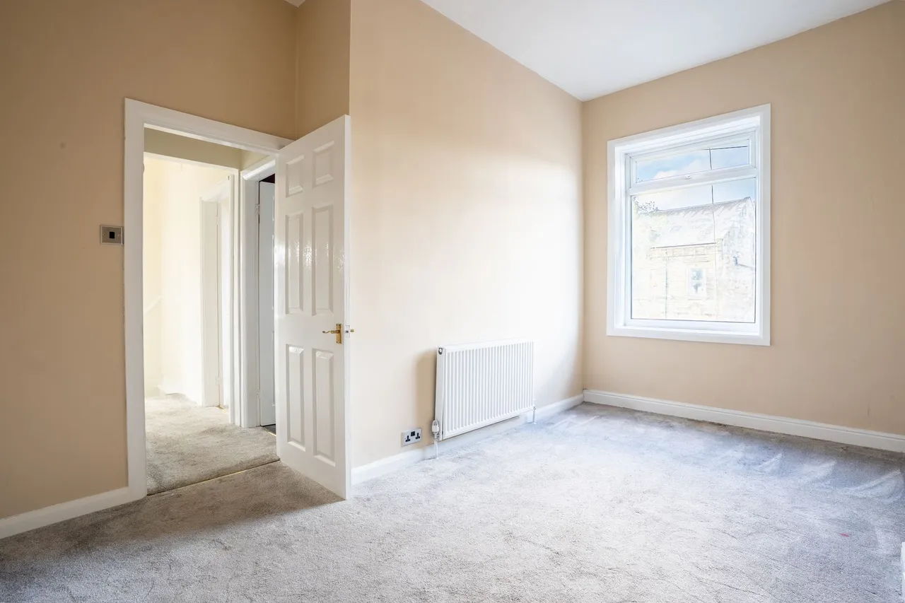 Bridge Street, Morley, LS27, photo 4