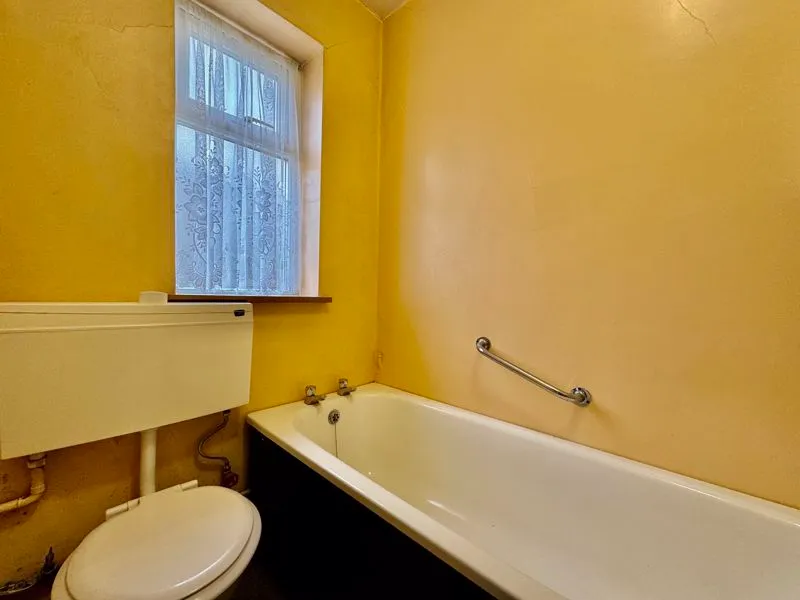 The Crescent, High Wycombe HP13 6JR, photo 6