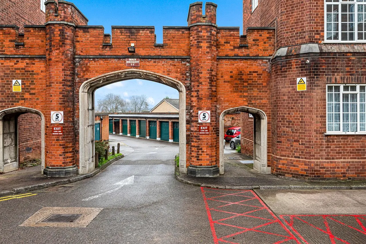 Stoneygate Court, Leicester, LE2, photo 19