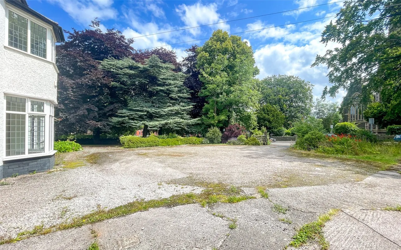 Conway Road, Colwyn Bay, LL29, photo 31