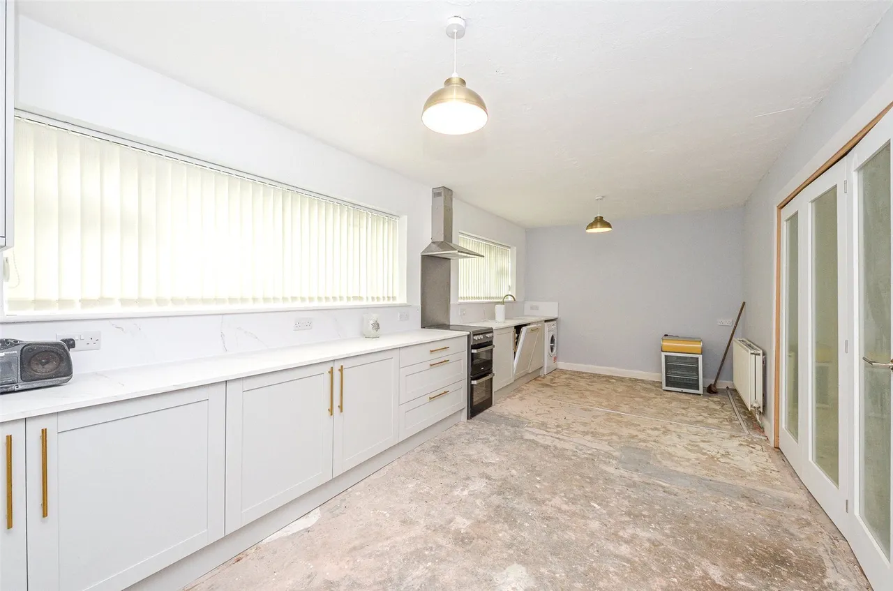 Conway Road, Colwyn Bay, LL29, photo 17