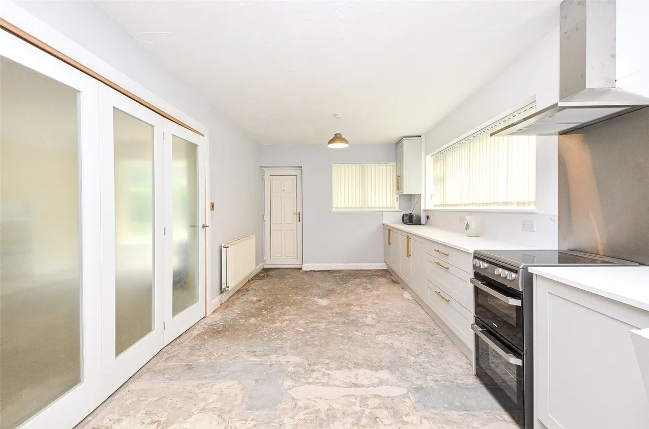 Conway Road, Colwyn Bay, LL29, photo 18
