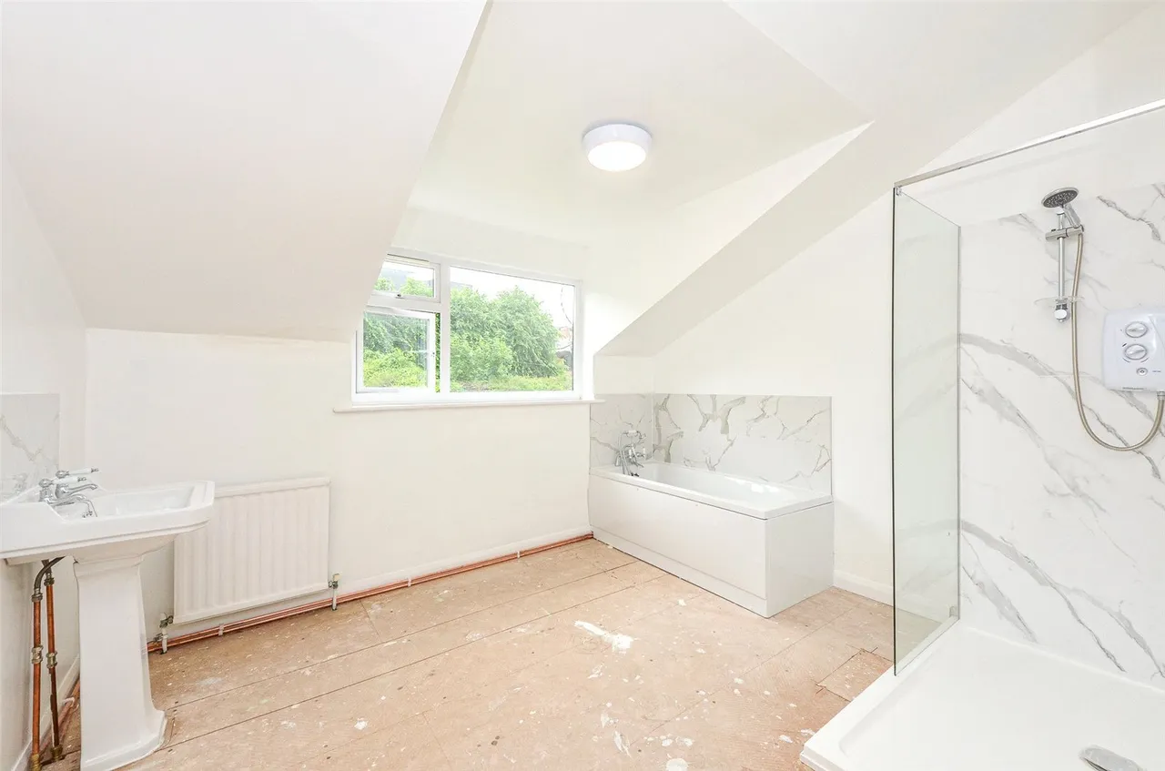 Conway Road, Colwyn Bay, LL29, photo 11