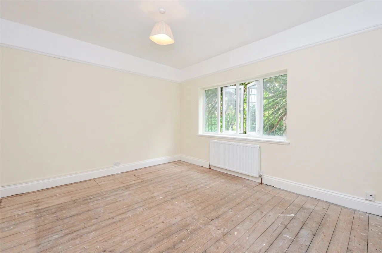 Conway Road, Colwyn Bay, LL29, photo 9