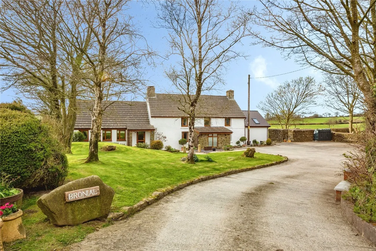 4 bed house for sale, Beulah, Newcastle Emlyn, SA38
