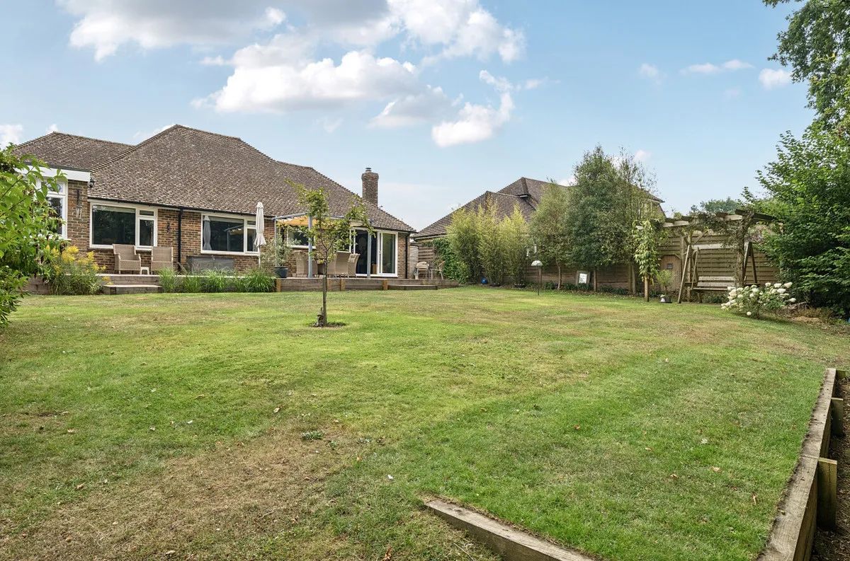 Pulborough, RH20 2JQ, photo 18
