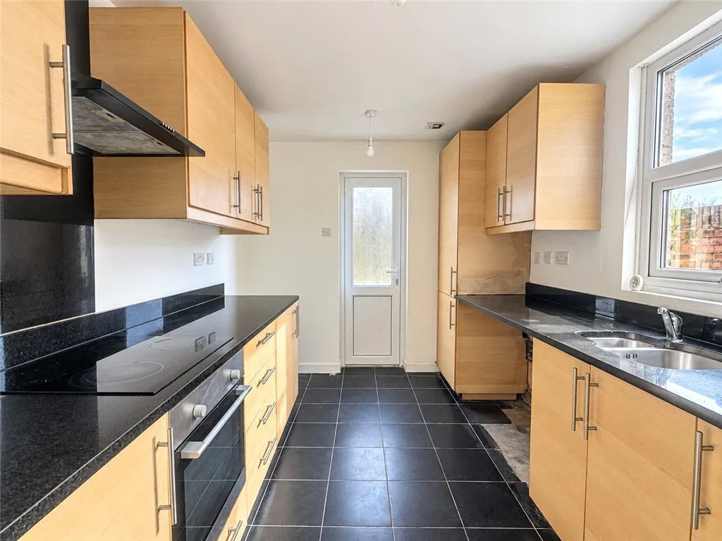 Bensham Lane, Thornton Heath, CR7, photo 5