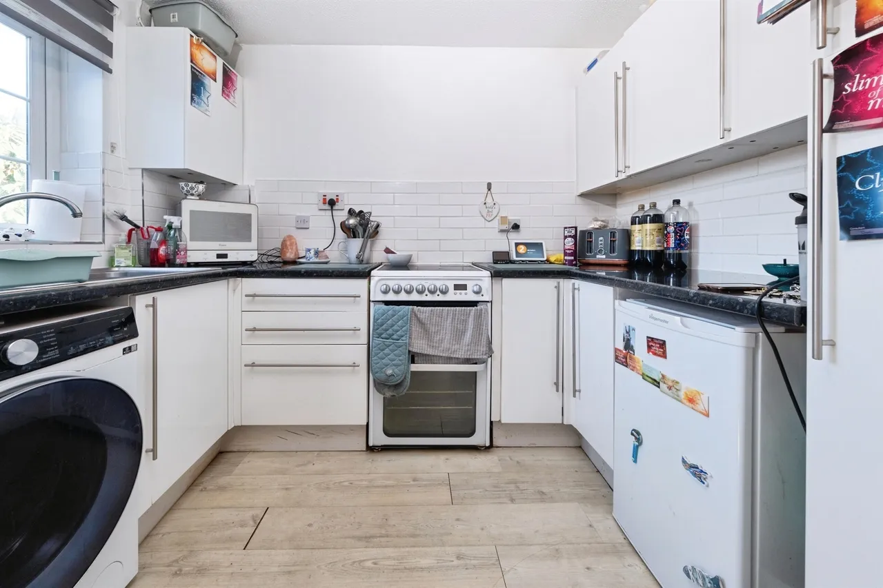 Otters Brook, Buckingham, MK18, photo 4