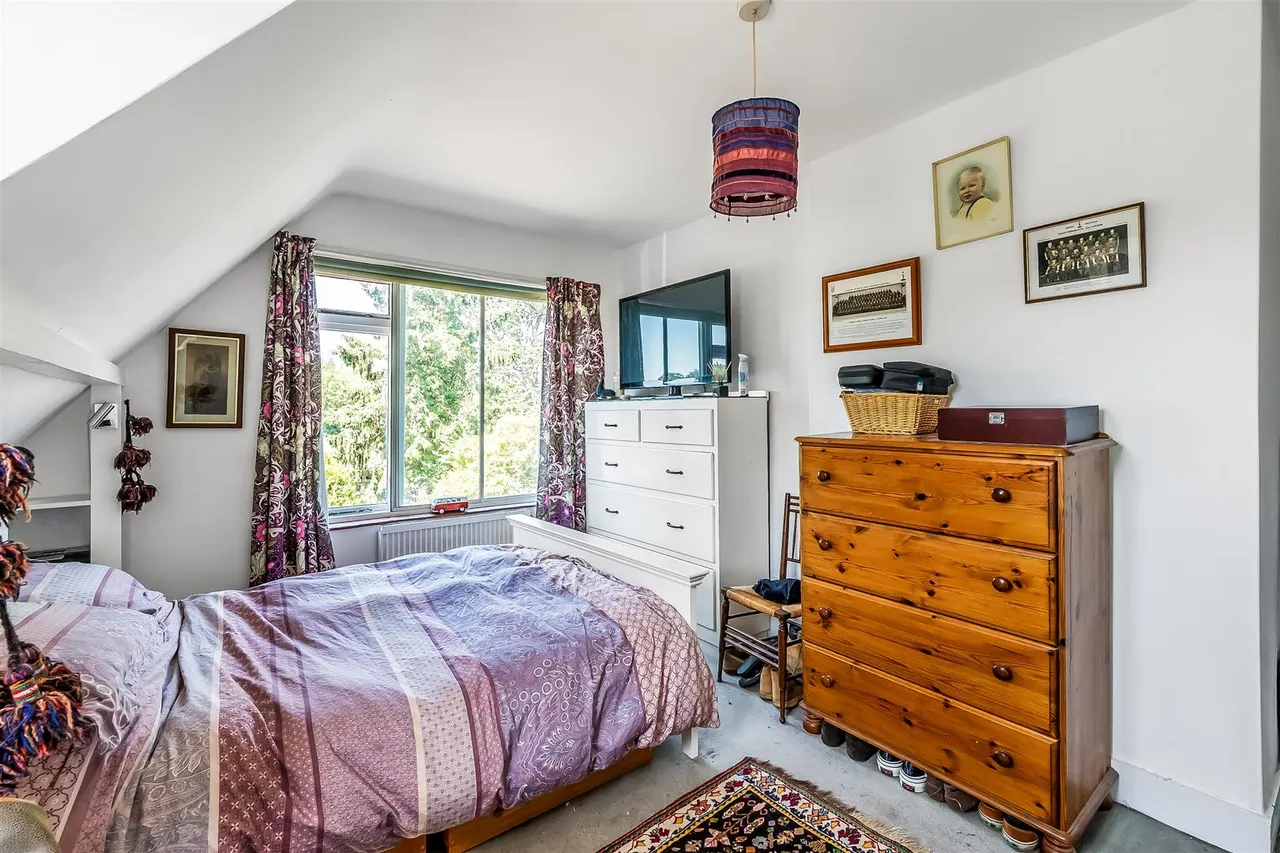 Middle Street, Betchworth, RH3, photo 6