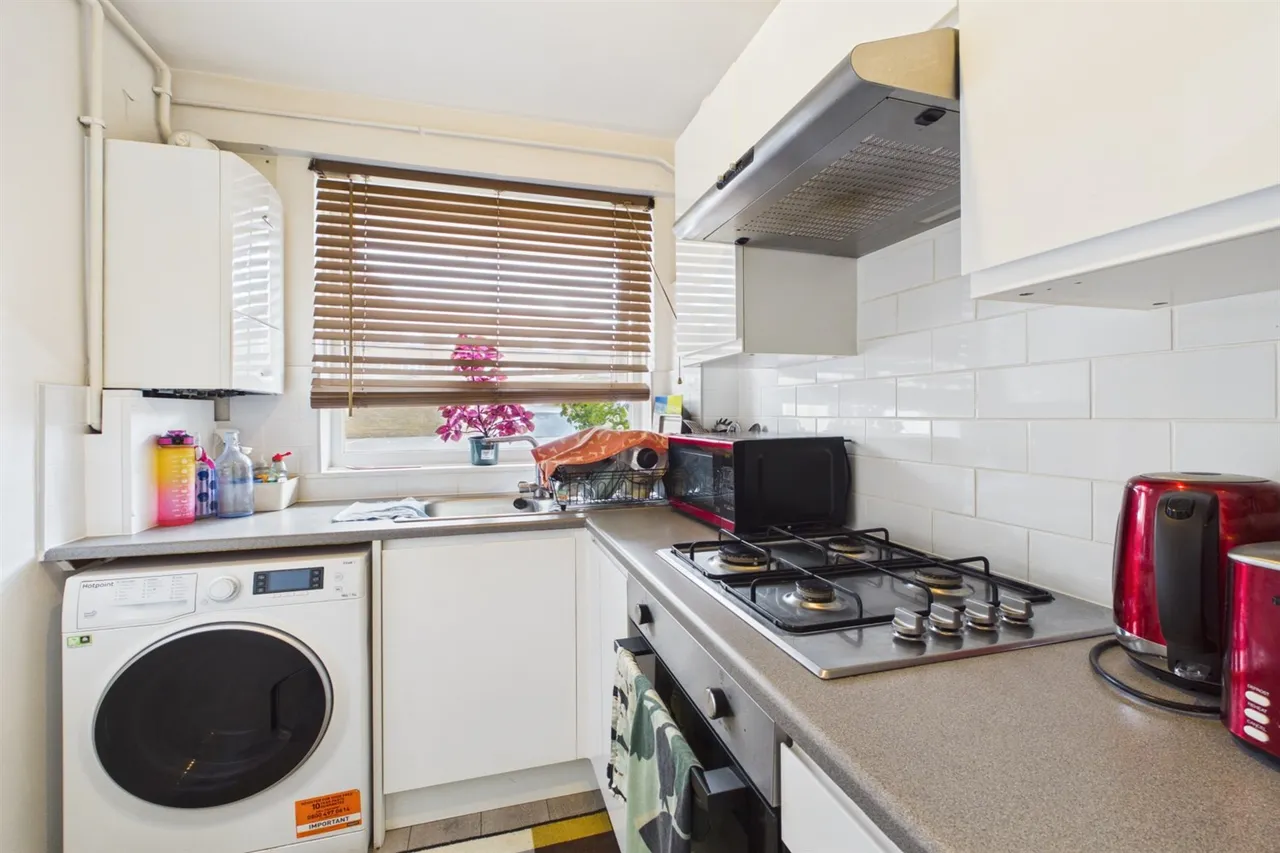 Altyre Road, London, CR0 5LE, photo 7