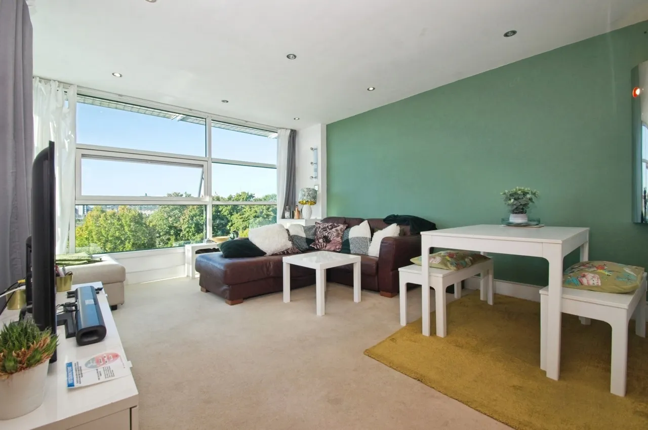 Havannah Street, Cardiff, CF10, photo 2
