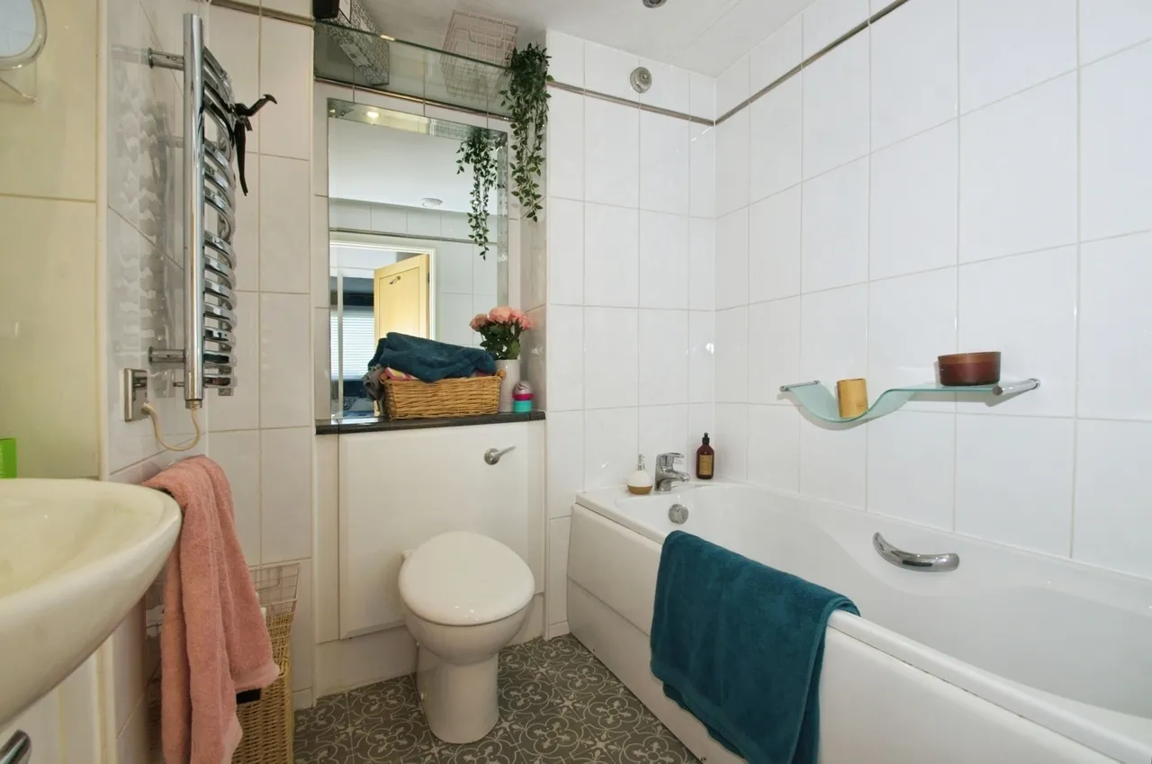 Havannah Street, Cardiff, CF10, photo 7