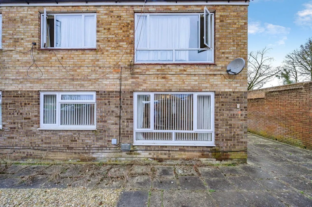 2 bed flat for sale — Solway, Hemel Hempstead