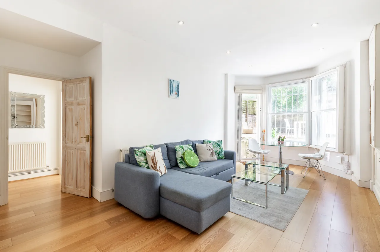 Sinclair Road, London, W14, photo 3