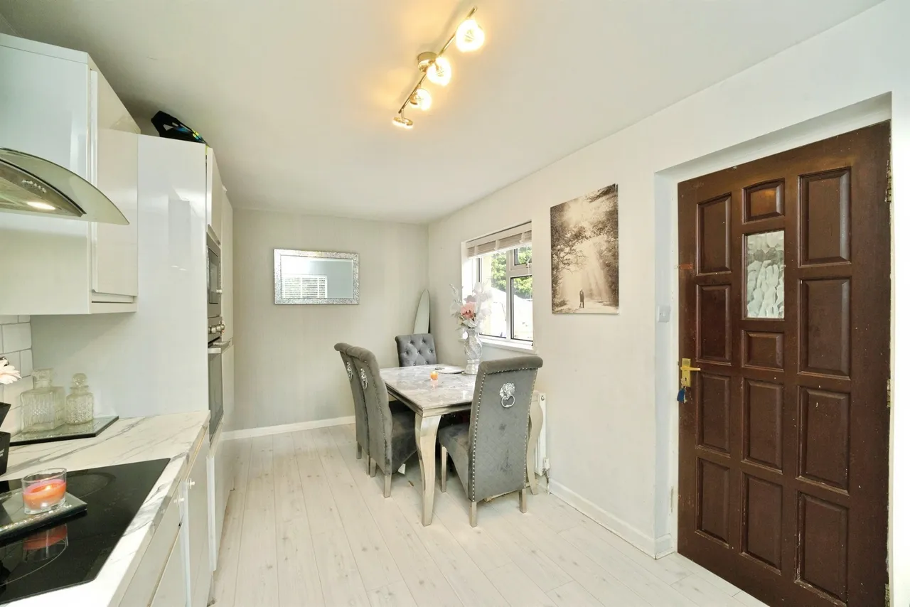 Cliffe View, Allerton, BD15, photo 6