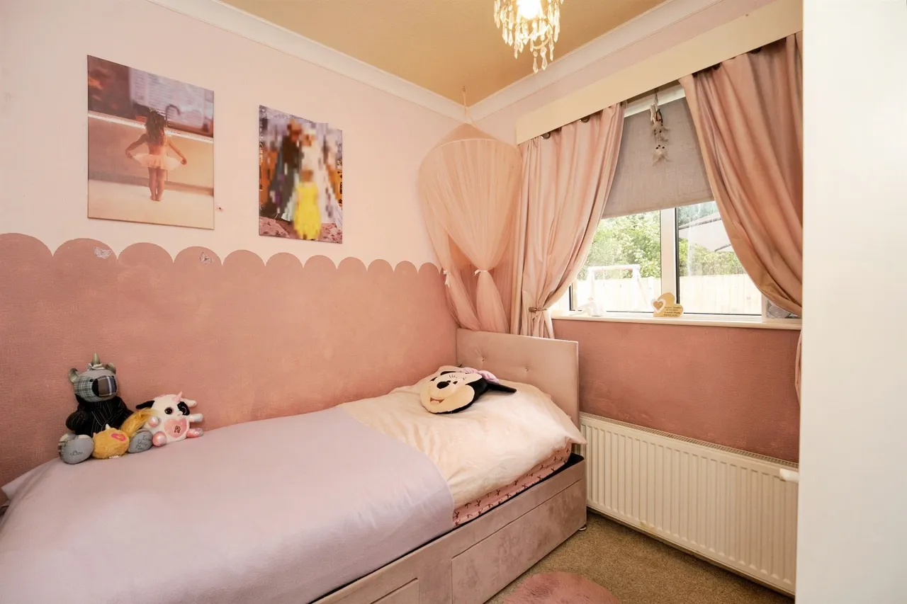Cliffe View, Allerton, BD15, photo 9