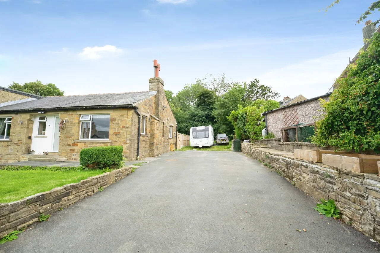 Cliffe View, Allerton, BD15, photo 14