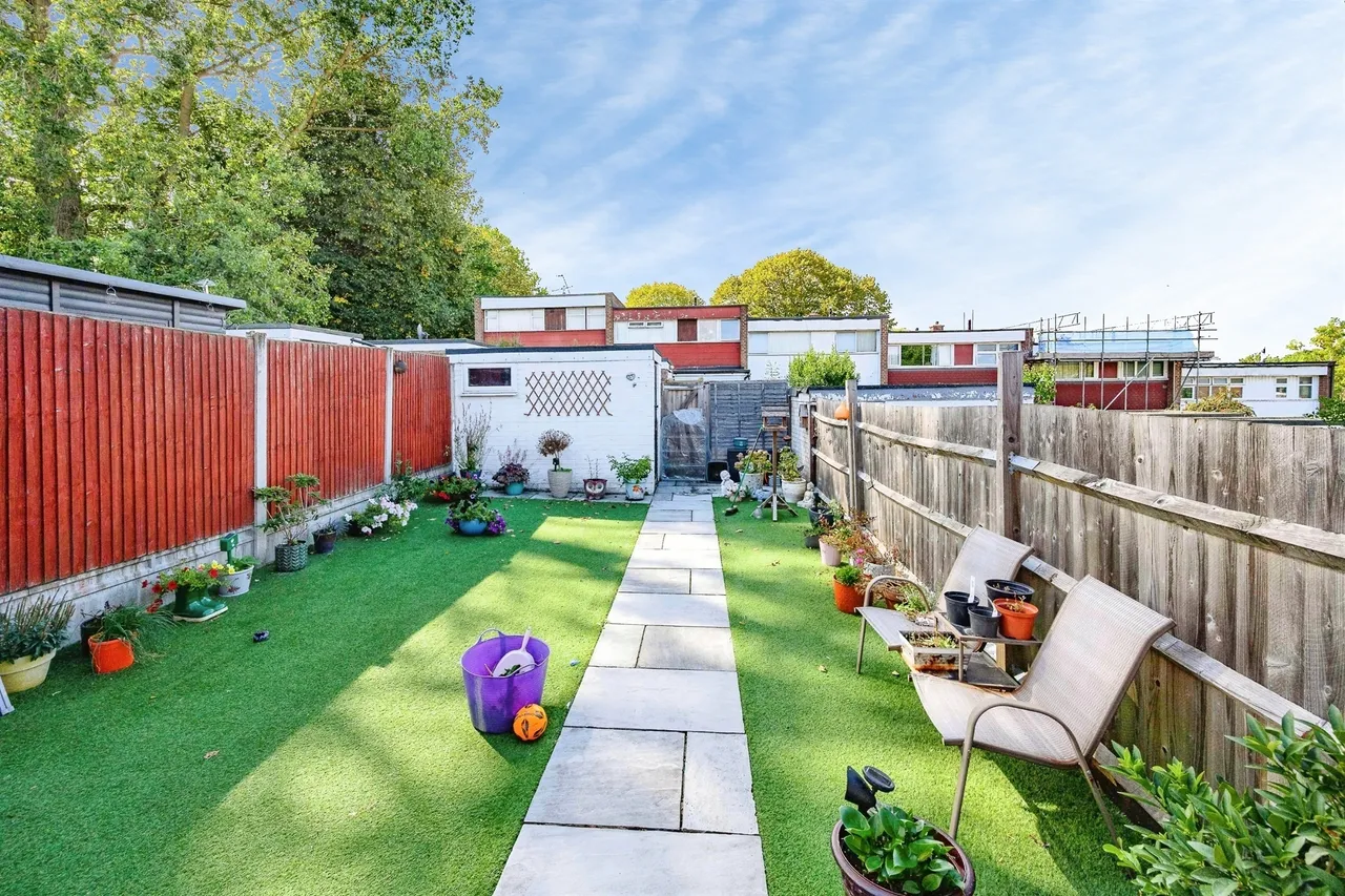 Coverdale, Hemel Hempstead, HP2, photo 15