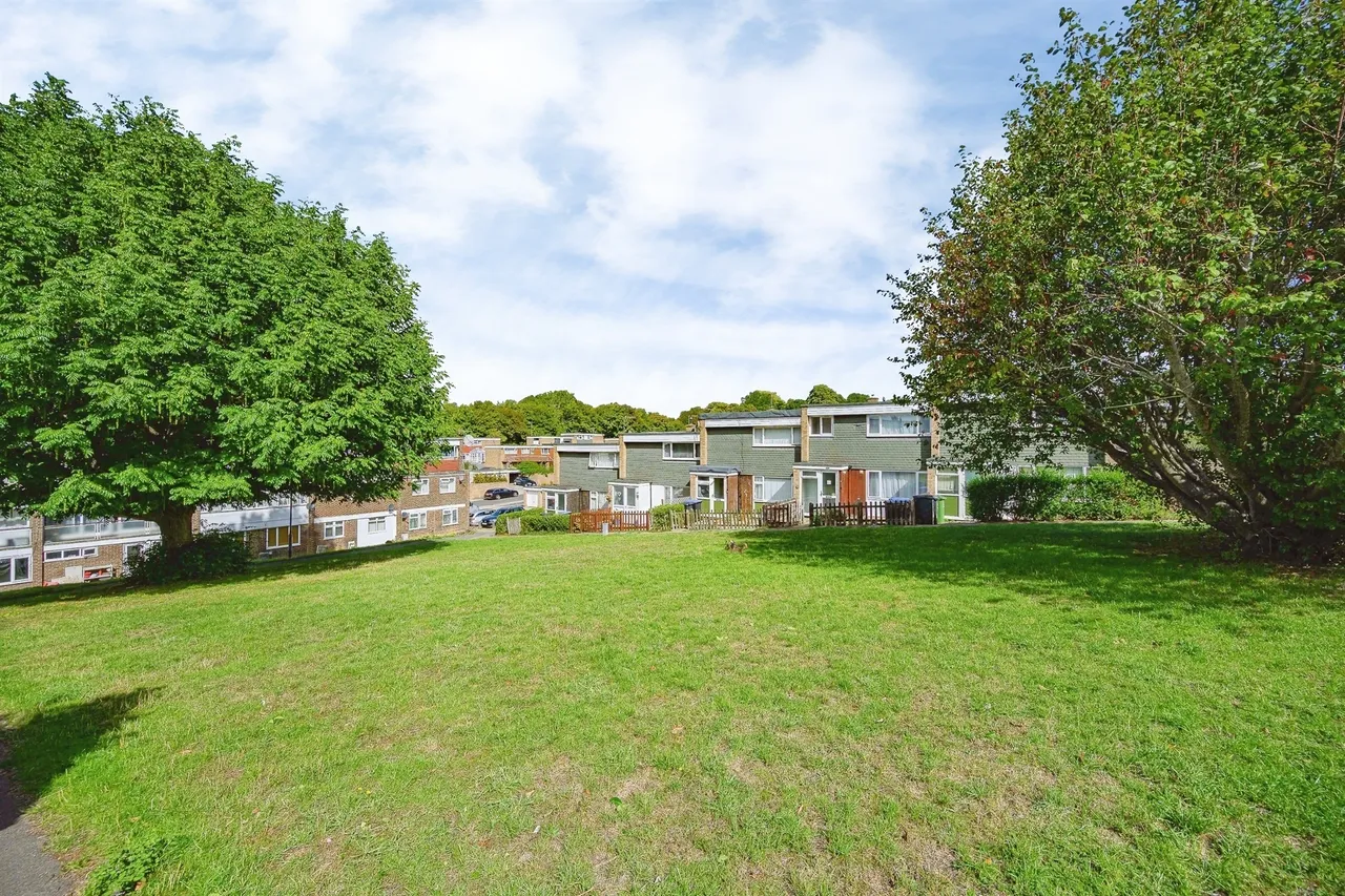 Coverdale, Hemel Hempstead, HP2, photo 16