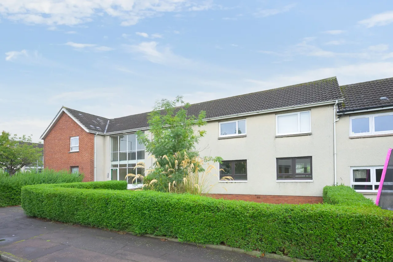 2 bed flat for sale — Primrose Avenue, Rosyth, KY11 2TZ