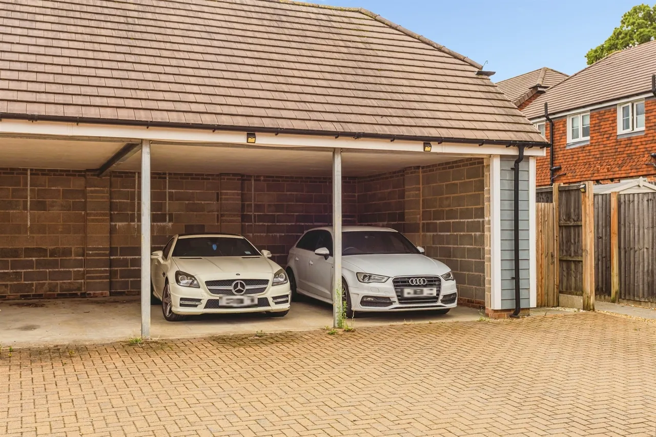 Icarus Avenue, Burgess Hill, RH15, photo 21