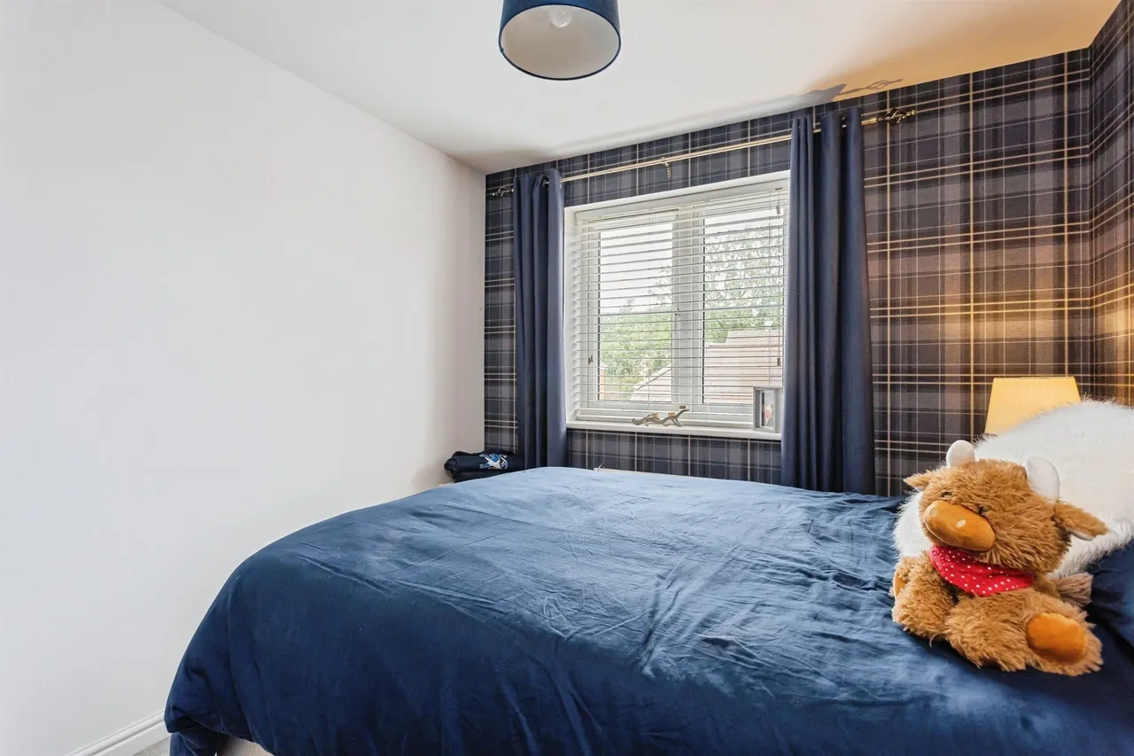 Icarus Avenue, Burgess Hill, RH15, photo 8