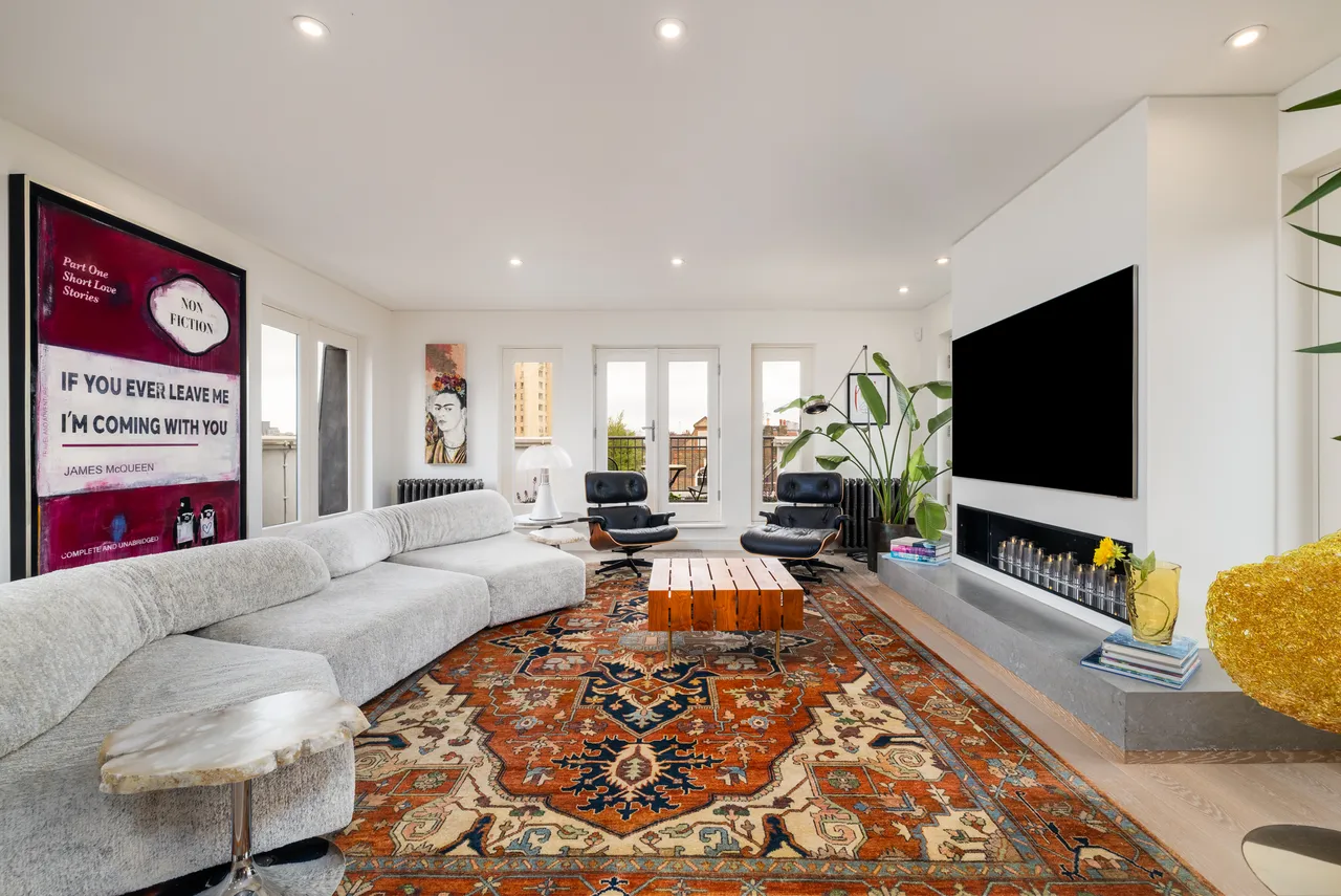 3 bed flat for sale — Park Walk, Chelsea, London