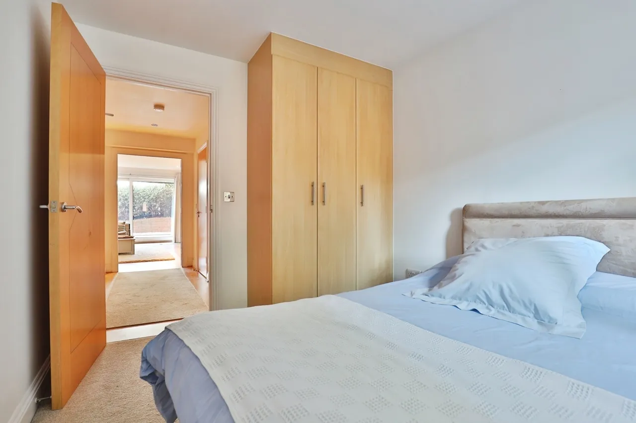Marina Close, Bournemouth, BH5, photo 13