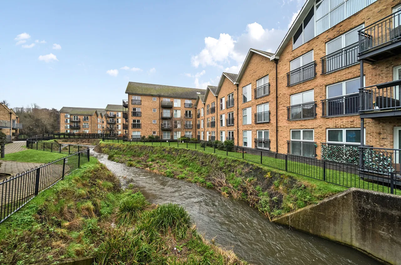 Esparto Way, South Darenth, DA4, photo 13