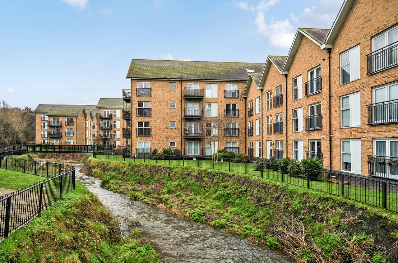 2 bed flat for sale — Esparto Way, South Darenth, DA4