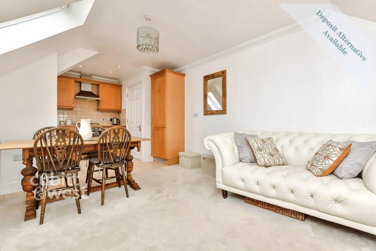 1 bed flat to rent, Gatton Park Road, Redhill, RH1