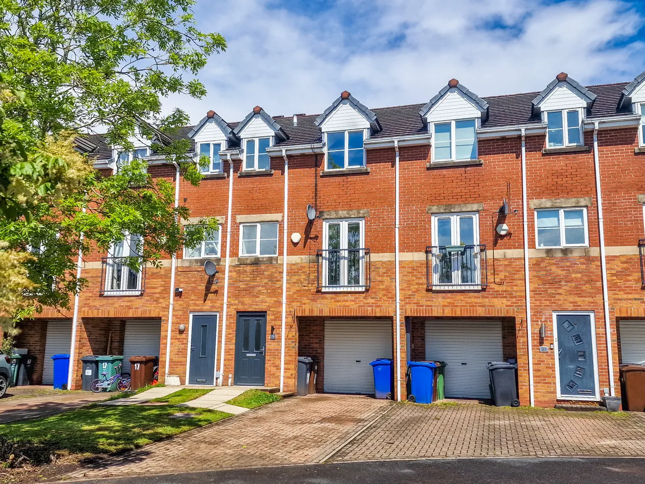 4 bed house for sale — Hayling Close, Brandlesholme, Bury, BL8