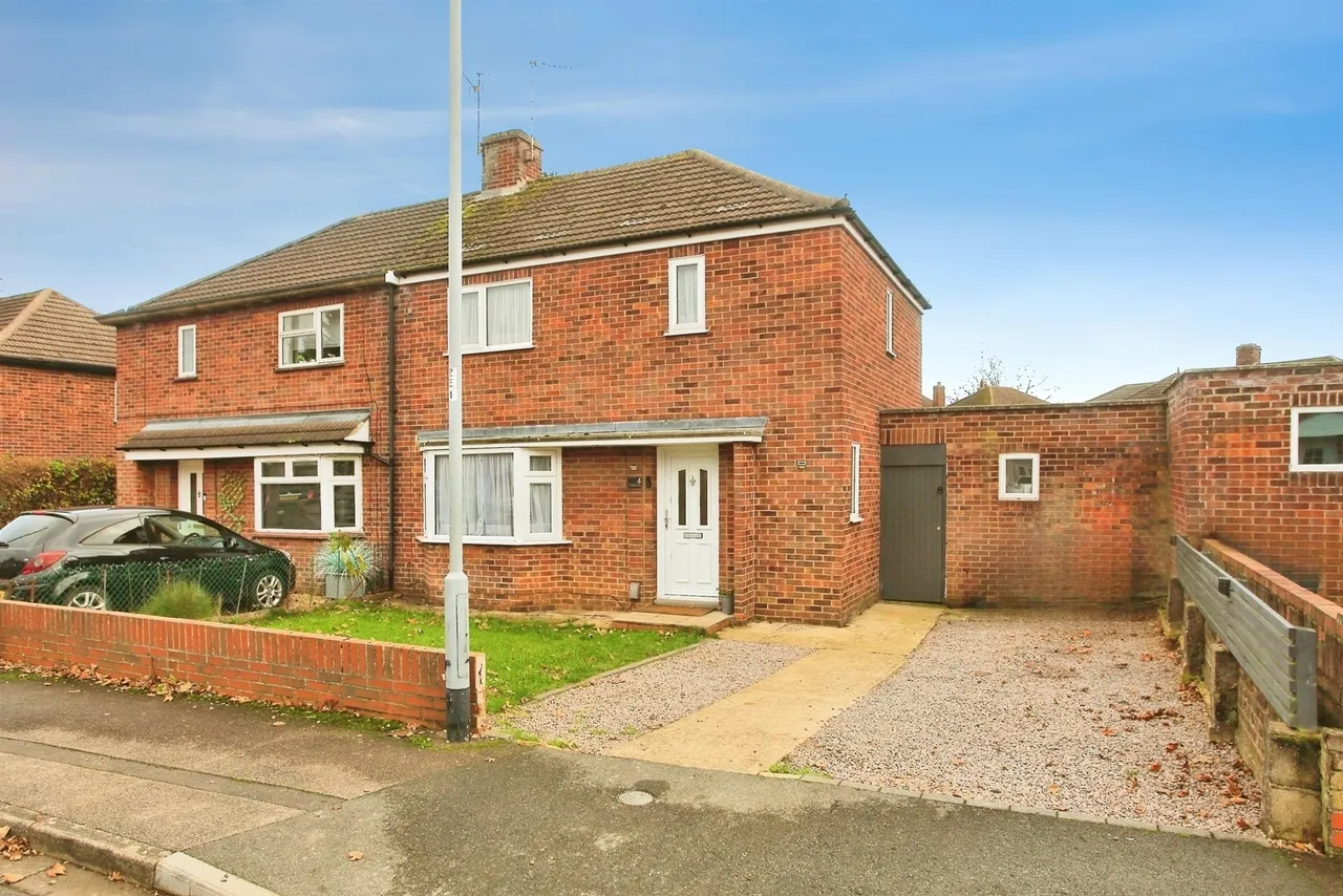 3 bed house for sale, Lindsey Close, Peterborough, PE4