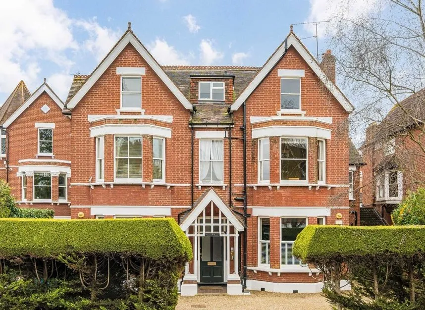1 bed flat for sale — The Avenue, Kew, TW9