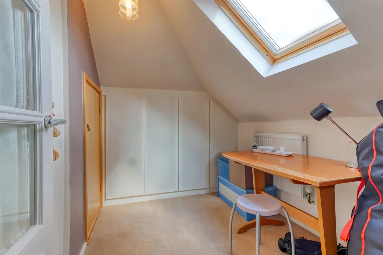 Trees Road, High Wycombe, HP14, photo 11