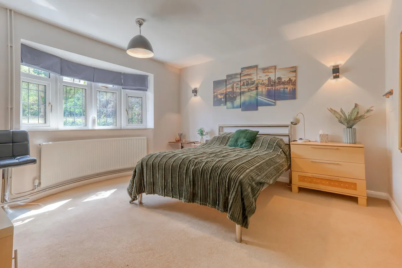 Trees Road, High Wycombe, HP14, photo 8