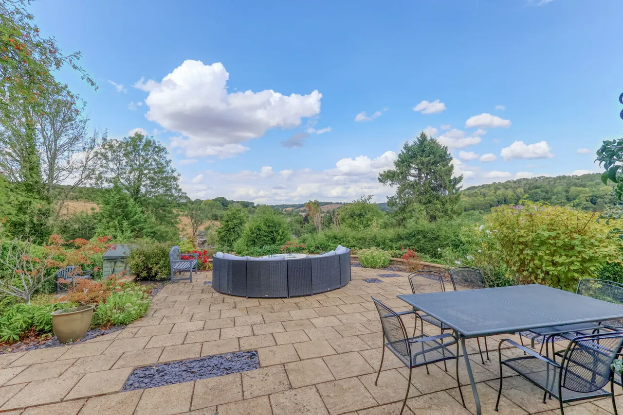 Trees Road, High Wycombe, HP14, photo 12