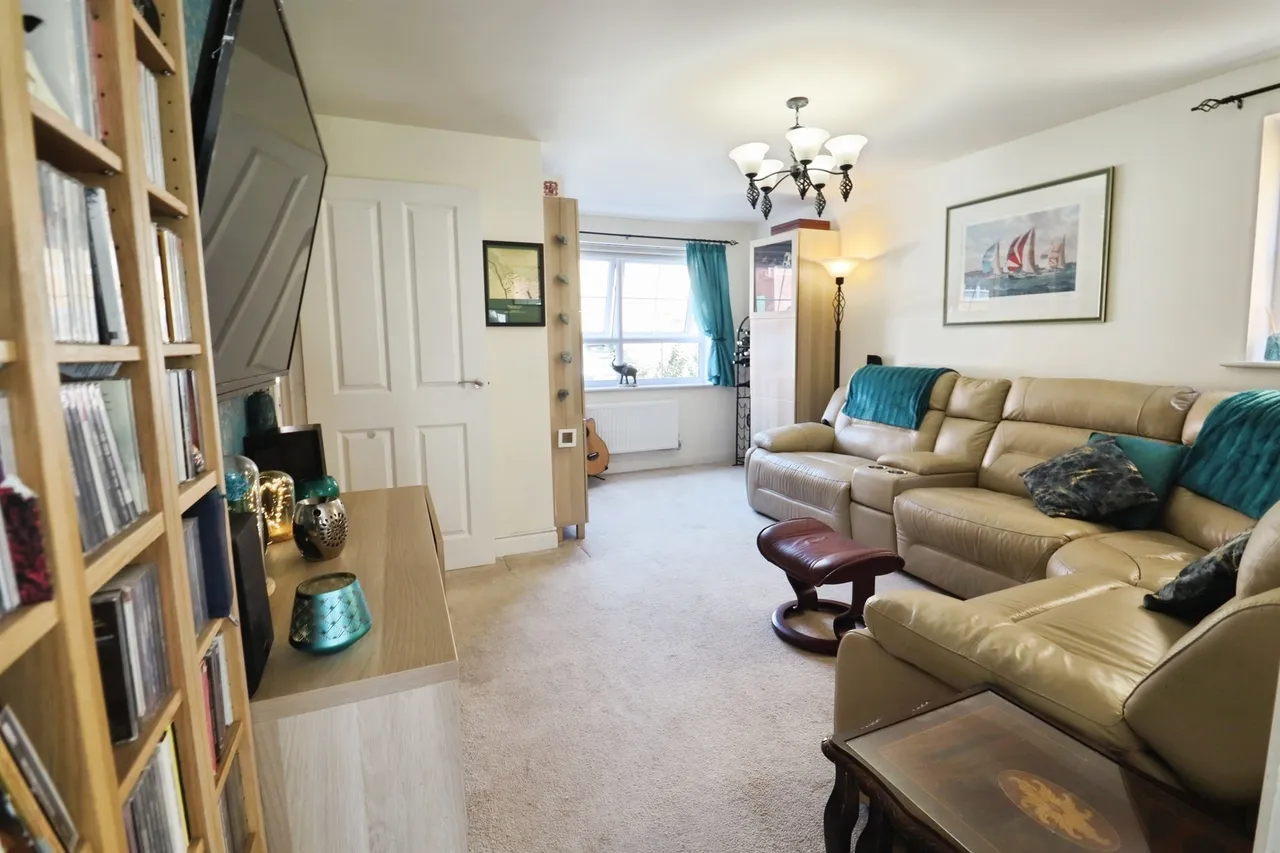 Heol Hartrey Dinas Powys, CF64, photo 3