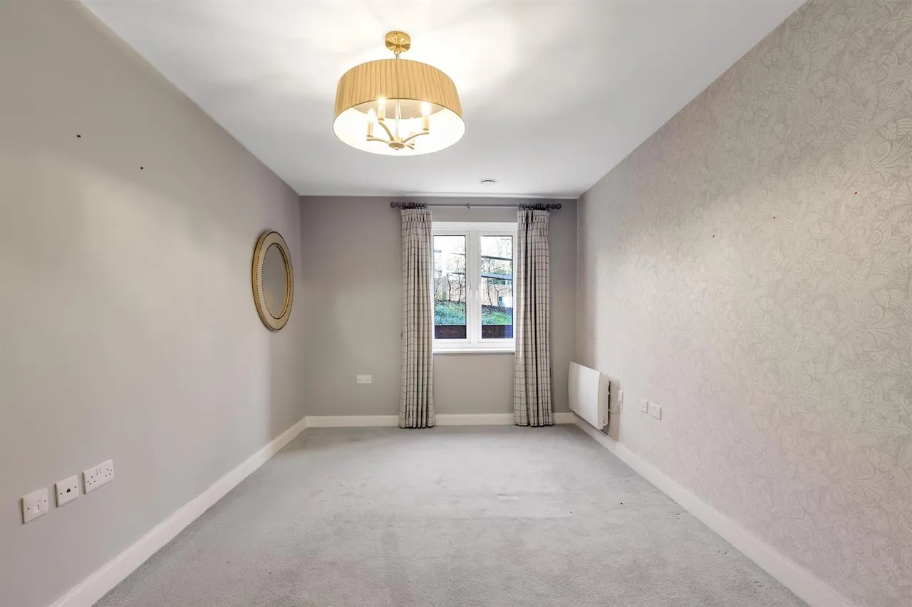 Outwood Lane, Chipstead, CR5, photo 12