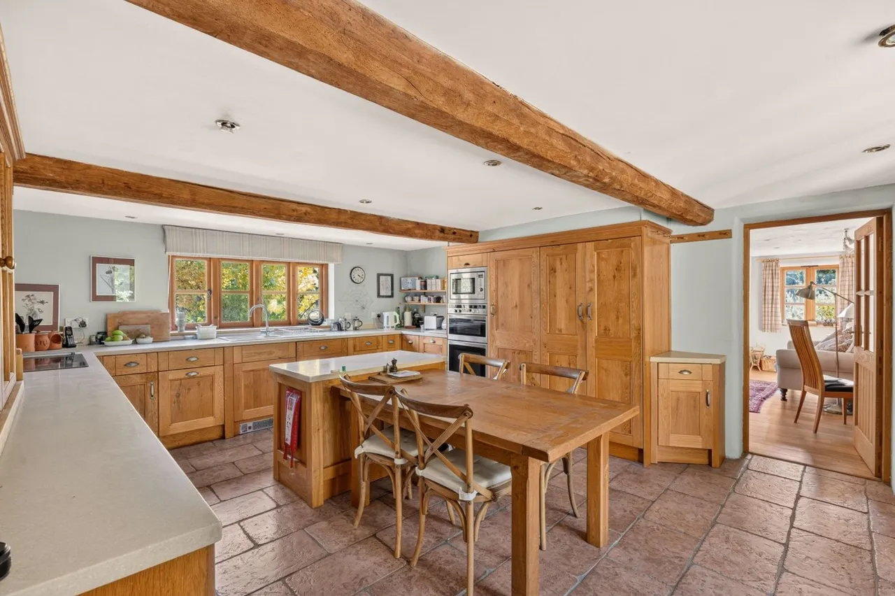 Says Lane, Langford, BS40, photo 5