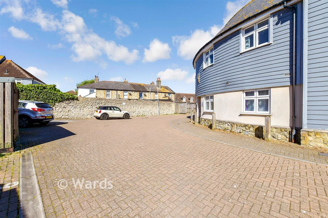 Palmer Drive, Hythe, CT21, photo 7